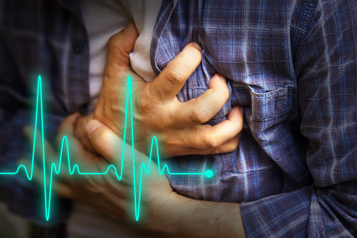 Comment différencier une douleur à la poitrine d'une crise cardiaque ?