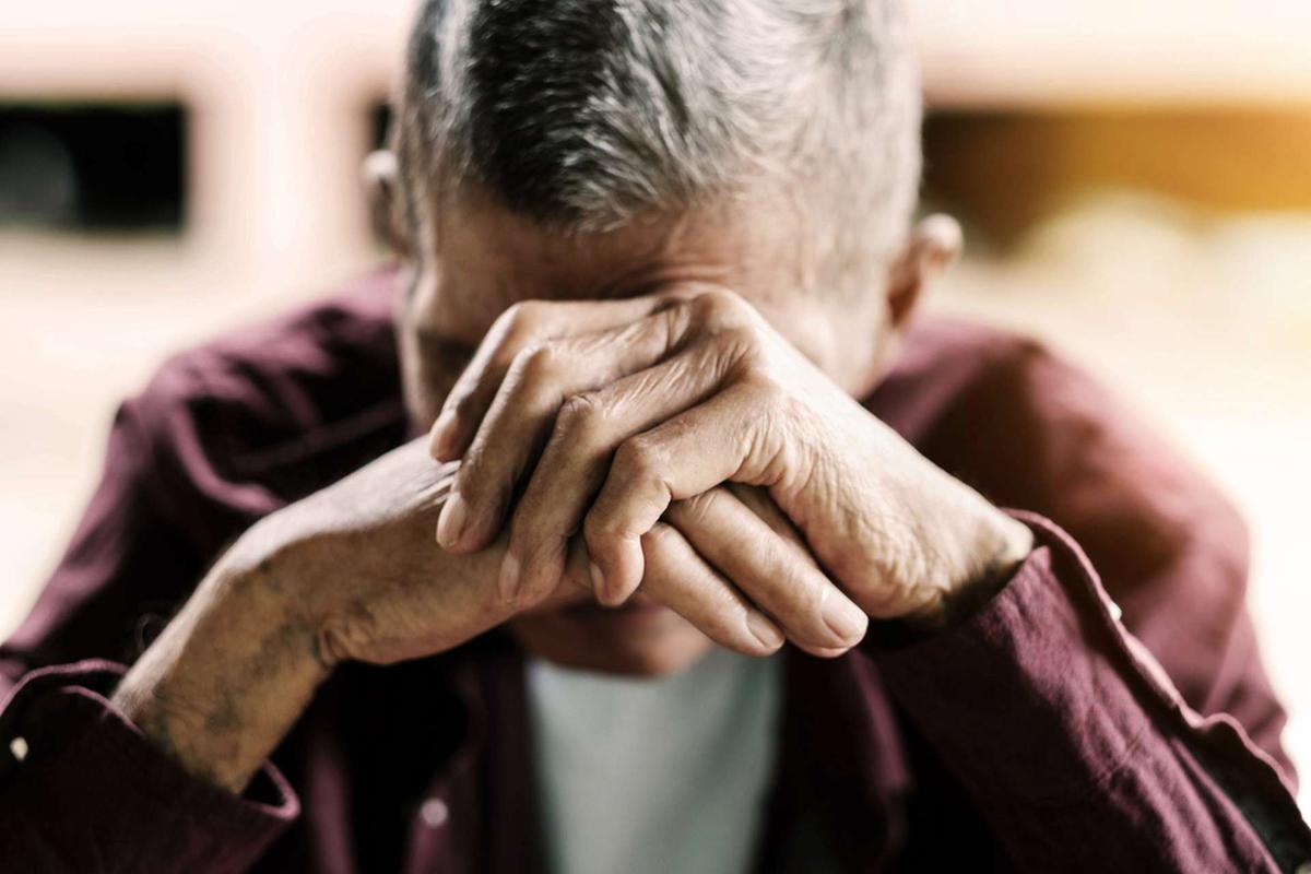 Vertige chez les personnes âgées : causes, prévention et prise en charge 