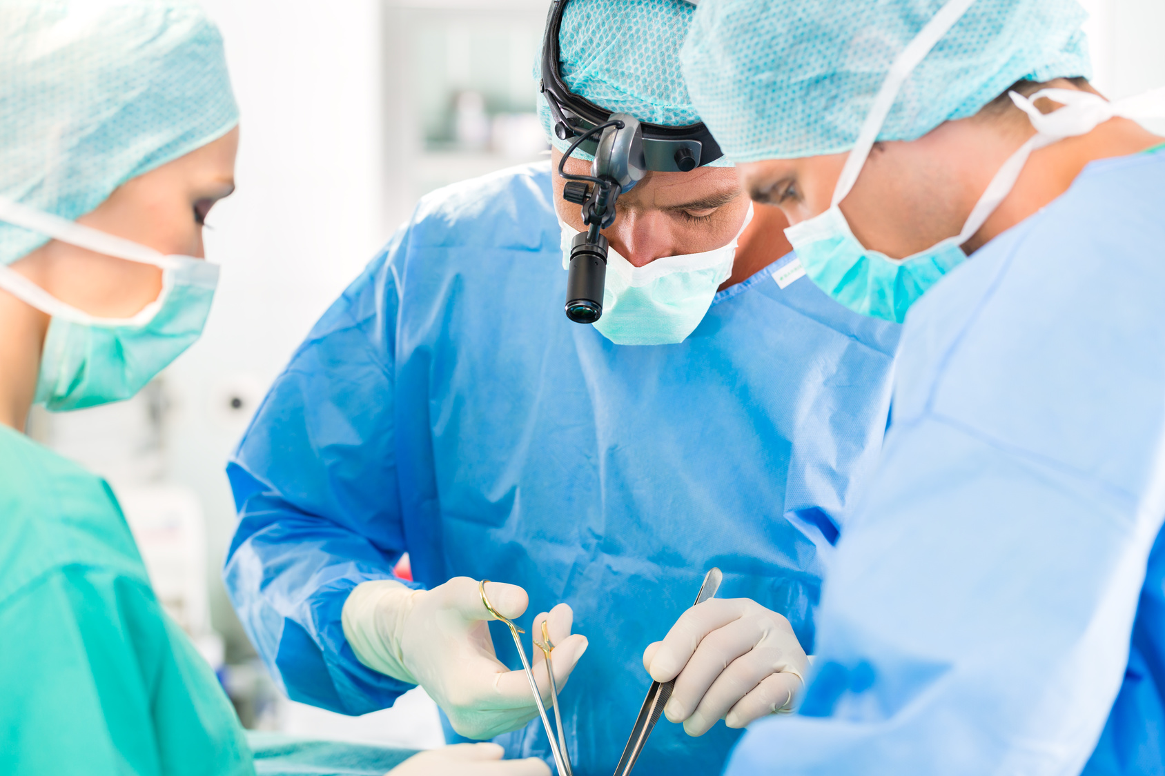 Chirurgie articulaire : Quand est-elle vraiment nécessaire